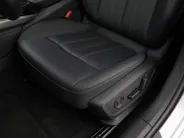 Audi A6 Avant 2.0 e-hybrid Quattro 299pk S edition Competition · 360 Camera · Inklap. Trekhaak · Bang & Olufsen Sound · Head-Up display · Dodehoeksensor · Garantie t/m 09-09-2030 of 100.000km