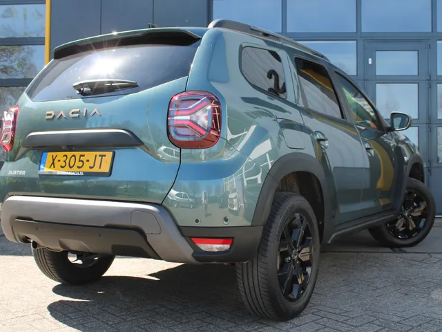 Dacia Duster 1.0 TCe 100 ECO-G Extreme | Stoelverwarming voor | 360 graden camera | Navigatie | Climat Control |