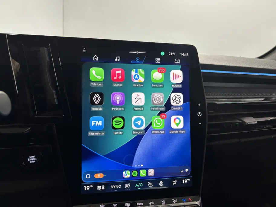 Renault Austral 200PK E-Tech Full Hybrid Esprit Alpine Automaat | DEMO - Beschikbaar per 30-09-2026 | Afneembare Trekhaak | Elektrisch Verstelbare Stoelen | Harman Kardon Audio | Adaptive Cruise Control | Climate Control | Apple CarPlay/Android Auto |