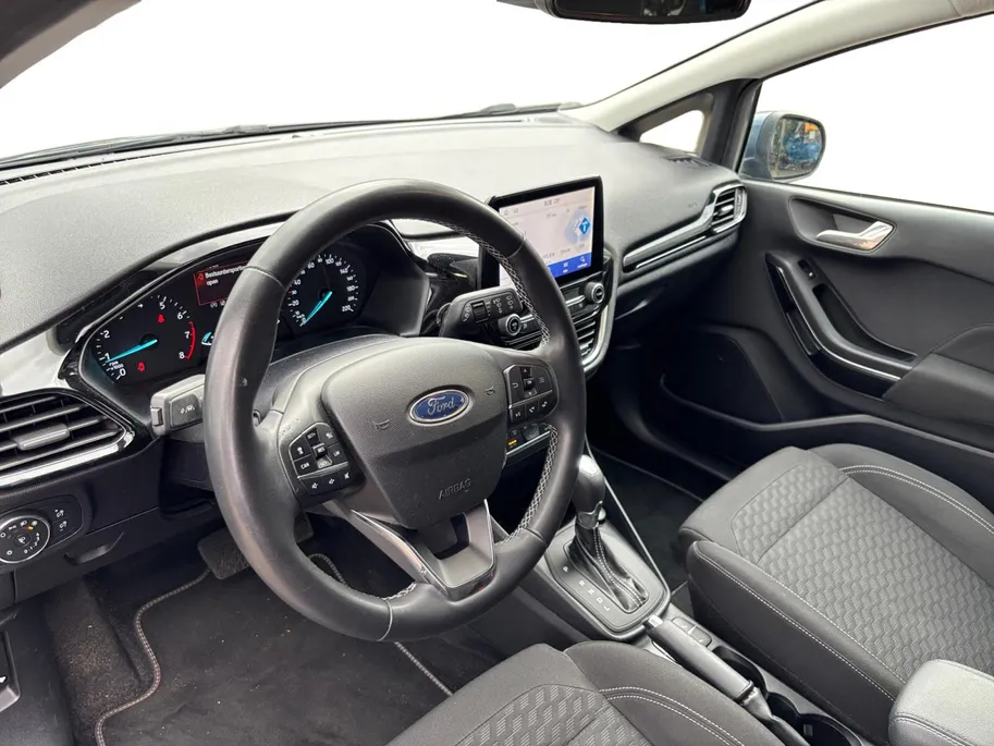 Ford Fiesta 1.0 EcoBoost Hybrid Titanium X Automaat | Adaptieve Cruise Control | Camera | Privacy Glass | Keyless Entry | Parkeersensoren | Navigatie |