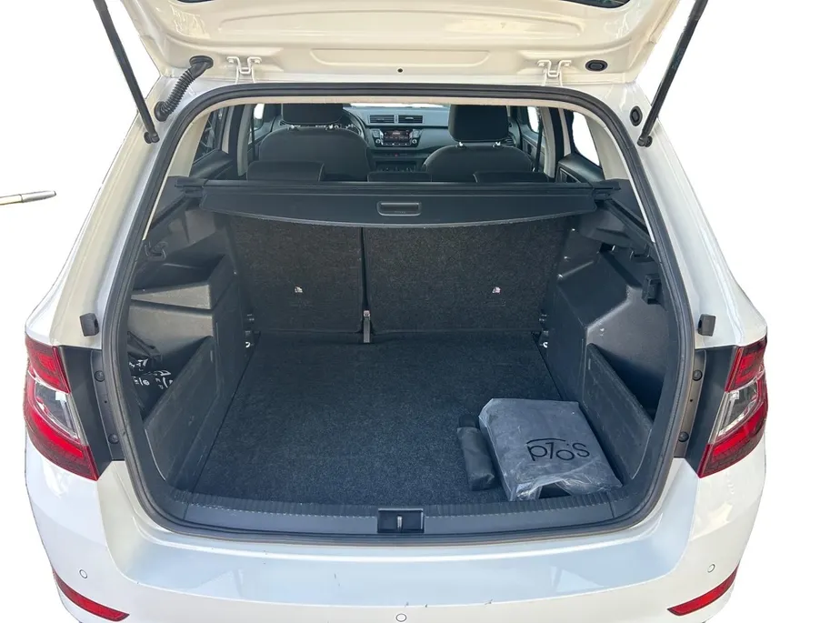 Škoda Fabia Combi 1.0 TSI Ambition | Airco | Apple/Android Carplay | Cruise Control | Parkeersensoren |