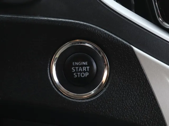 Suzuki Baleno 1.2 Hybrid High Executive Trekhaak | Adaptive Cruise | Body pakket VERKOCHT