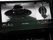 Audi Q8 Sportback e-tron 55 quattro S Edition 408pk / 115 kWh · SOH 93,6% · Panoramadak · 360 Camera · Luchtvering · Keyless · 360 Camera · Keyless · Matrix LED · 22'Velgen ·