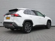 Toyota RAV4 2.5 Hybrid AWD Dynamic | 18' LM | Trekhaak | Camera binnenspiegel | 360 Camera | Cruise adapt. | Dodehoek detectie | Elek. achterklep | LM winterset |