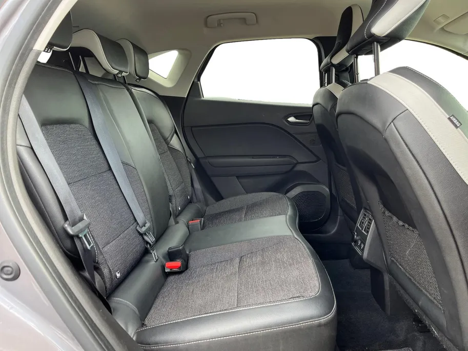 Renault Captur 1.0 TCe 100 Bi-Fuel Intens |Trekhaak | Allweatherbanden |Apple Carplay/Android Auto| Grootlichtassistent|12 maanden Bovag Garantie|