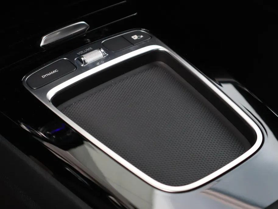 Mercedes-Benz CLA 250 e Star Edition Luxury Line l Keyless l Stoelverwarming l Achteruitrij camera