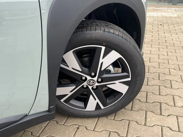 Toyota Aygo X Hybrid 115 pulse Bi-Tone