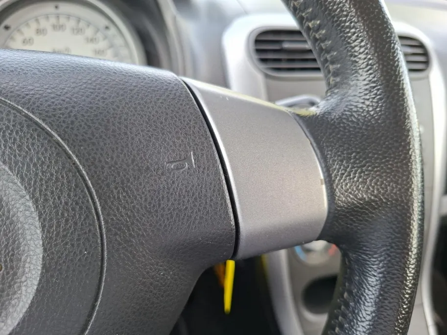 Suzuki Splash 1.0 Exclusive | Airco |Lichtmetalen velgen | Stoelverwarming | Radio / CD Speler
