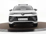 Volkswagen Tayron R-Line Edition 1.5 eHybrid 272 PK 6 versn. DSG · Assistance Pakket Plus · Black Style Pakket · Comfort Pakket · Design Pakket · Trekhaak inklapbaar, electr. ontgrendeling, incl. Trailer Assist ·