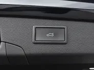 Volkswagen Passat Variant 1.5 eHybrid 204pk DSG R-Line Business · Camera · Stuur- Stoel & achterbankverwarming · Keyless · Dodehoeksensor · Massagefunctie Voorstoelen · Garantie t/m 16-09-2028 of 100.000km