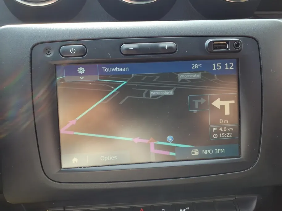 Dacia Duster 1.0 TCe Bi-Fuel Essential Airco | Navigatie | PDC/Camera | Trekhaak | 1 jaar Garantie