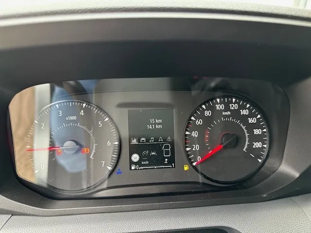 Renault Master Nieuw Model T35 2.0 dCi 150PK L2H2 Advance | NAVI | CAMERA | CLIMAT CONTROL | PARK. SENSOREN