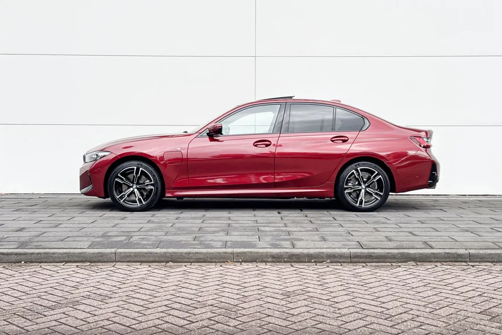 BMW 3 Serie Sedan 330e