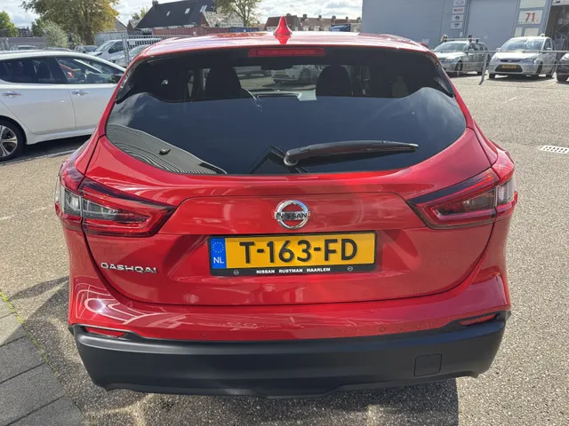 Nissan QASHQAI Automaat 1.3 DIG-T Acenta Navi, Camera, CarPlay