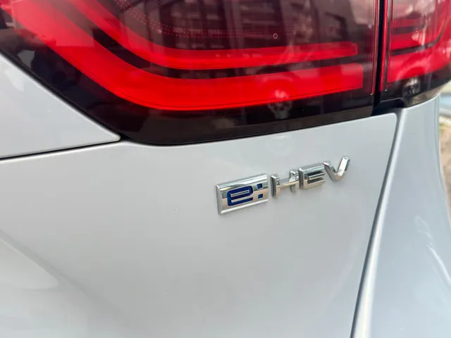 Honda Jazz 1.5 e:HEV Crosstar AUTOMAAT | FULL HYBRID | CAMERA | NAVIGATIE | ADAPTIVE CRUISE CONTROLE | NED. AUTO | LAGE KM STAND 25.738km |