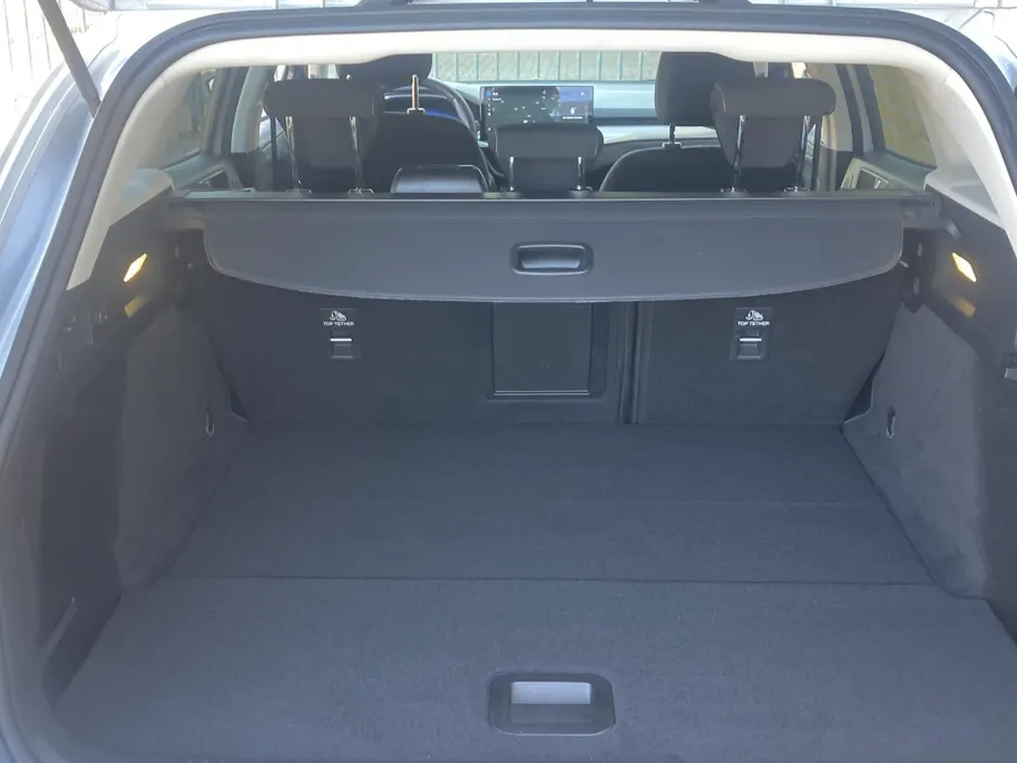 Ford Focus 1.0 EcoBoost Hybrid 125 pk Titanium X Wagon AGR stoelen - Navigatie - Apple Carplay/ Android Auto - Winter Pack - 17inch LM Velgen