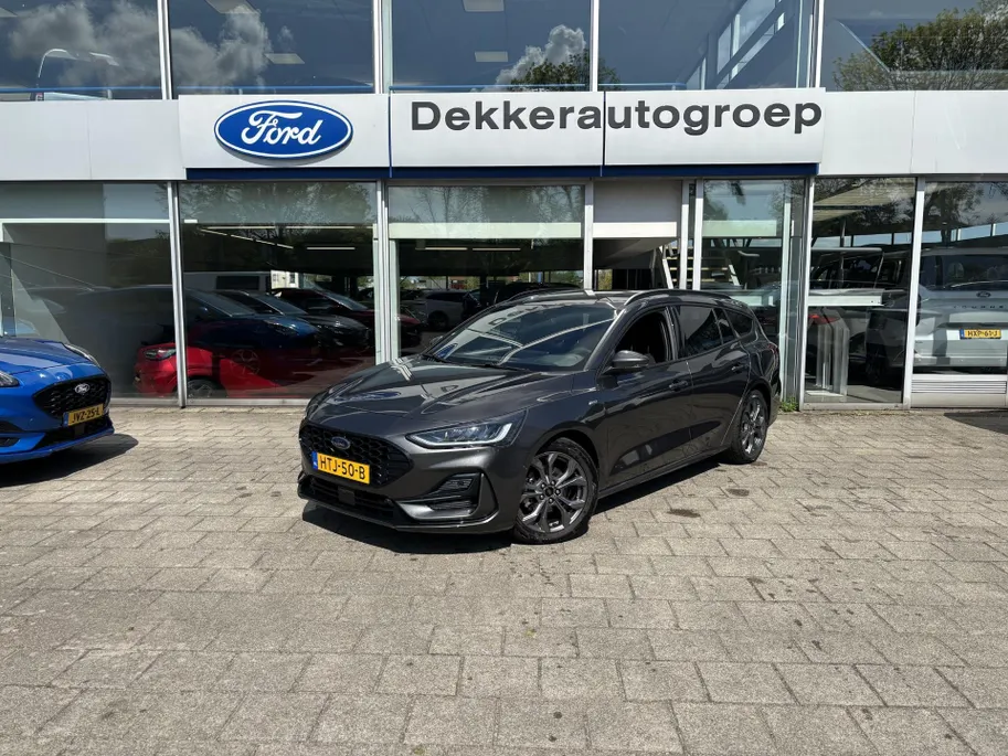 Ford Focus Wagon 1.0 EcoBoost Hybrid ST Line X