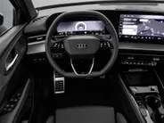 Audi Q3 1.5 TFSI e-hybrid S edition 272 PK · Techniekpakket plus · Privacy glas · S line interieur met sportst.