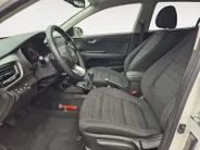 Kia Stonic 1.0 T-GDi MHEV DynamicPlusLine | Cruise Control | Climate Control | Navigatie | LM Velgen | Camera | Privacy Glass |