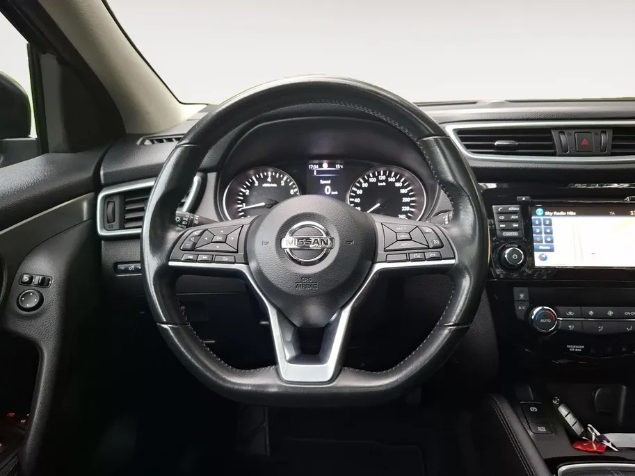 Nissan QASHQAI 1.2 N-Connecta | PANO DAK | RONDOM CAMERA | CRUISE | NAVIGATIE | TELEFOON |