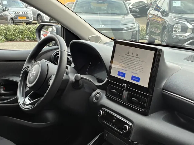 Toyota Yaris 1.5 Hybrid 115 Dynamic | Comfort Pack |