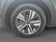 Kia Niro 1.6 GDi Hybrid DynamicLine | All Season Banden | Cruise Control | Climate Control | Camera | Navigatie | Half Leder |