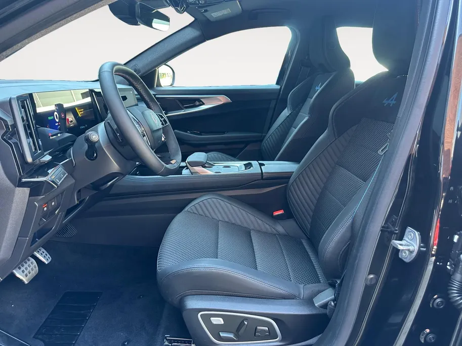 Renault Austral 1.2 E-Tech full hybrid 200 esprit Alpine | Automaat | 360 Graden Camera | Memory Stoelen | Automatische Achterklep | Adaptieve Cruise Control | Apple Carplay & Android Auto | 12 Maanden BOVAG Garantie