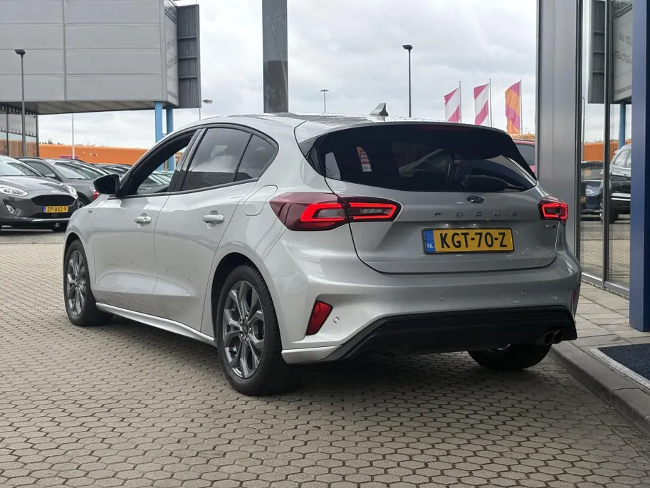 Ford Focus 1.0 EcoBoost Hybrid ST Line Hatchback | Winter Pack | Groot Scherm | Android Auto Apple Carplay