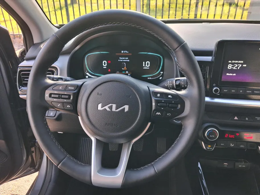 Kia Stonic 1.0 T-GDi MHEV 100pk DynamicPlusLine / Navi /Camera / Stoel-stuurverwarming