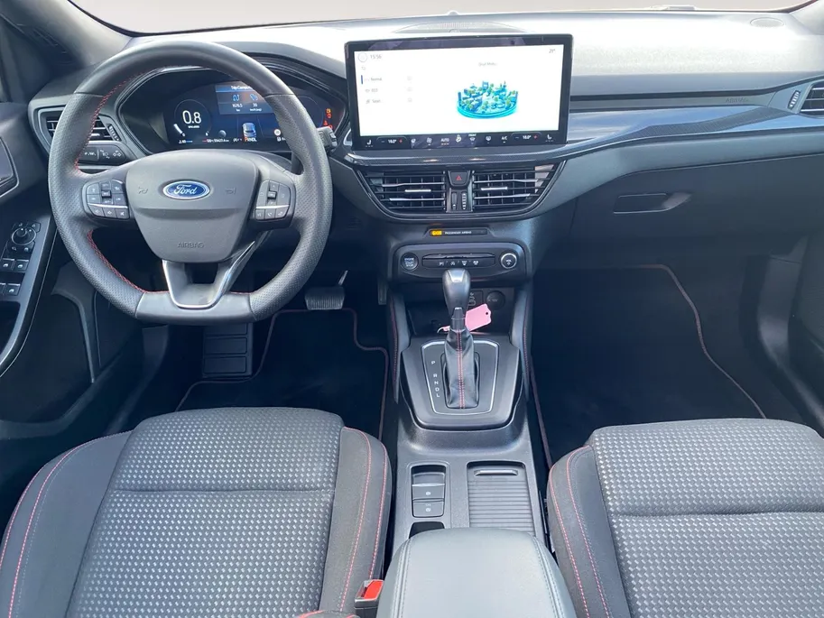 Ford Focus Wagon 1.0 EcoBoost Hybrid ST Line X 155pk automaat | Stoel- stuur en voorruitverwarming | Kantel / schuifdak | Driver assistance pack