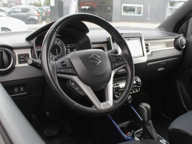 Suzuki Ignis 1.2 Smart Hybrid Style Automaat | Navi | Cruise | Clima | Camera | Lm-Velgen