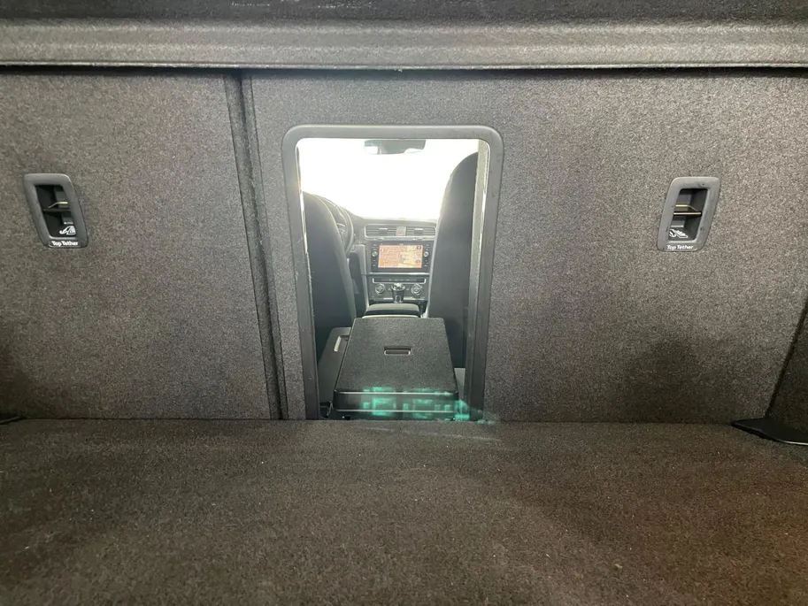 Volkswagen Golf 1.0 TSI Comfortline | Navi | Carplay | PDC |