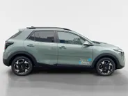 Kia Stonic 1.0 T-GDi MHEV DynamicPlusLine Nieuw model | Fabrieksgarantie t/m 20-1-2033 + 3x 1 jaar*| NAP