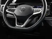 Volkswagen Polo 1.0 TSI 110pk DSG R-Line · Camera · Matrix LED · Stoelverwarming · Apple/Android Car Play · Sportstoelen · 16'Velgen · Stoelverwarming ·