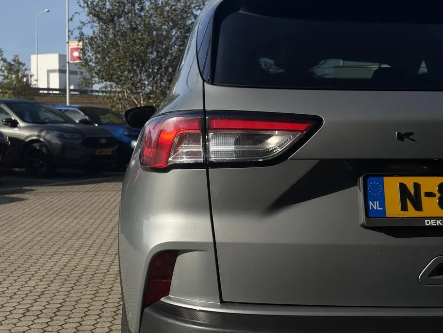 Ford Kuga 1.5 EcoBoost Titanium X | TREKHAAK 1800 kg | ADAPTIVE CRUISE | NAVI
