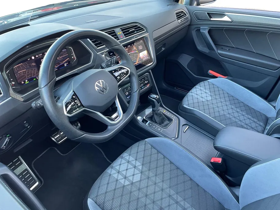 Volkswagen Tiguan 1.4 TSI eHybrid R-Line Business *Navi*360Camera*Schuif/kanteldak*Climate Control*Stoelverwarming*Adapt. Cruise Control*HUD*Elekt. Achterklep*NL Auto*1ste eigenaar!