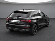 Audi A3 Sportback 30 TFSI/110PK Advanced edition · Navigatie · Apple/Android Car Play · Park assist