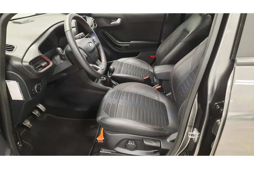 Ford Puma 1.0 EcoBoost 125PK Hybrid ST-Line X | Winter Pack | Driver Assistance Pack | Adap. Cruise | All Season banden |