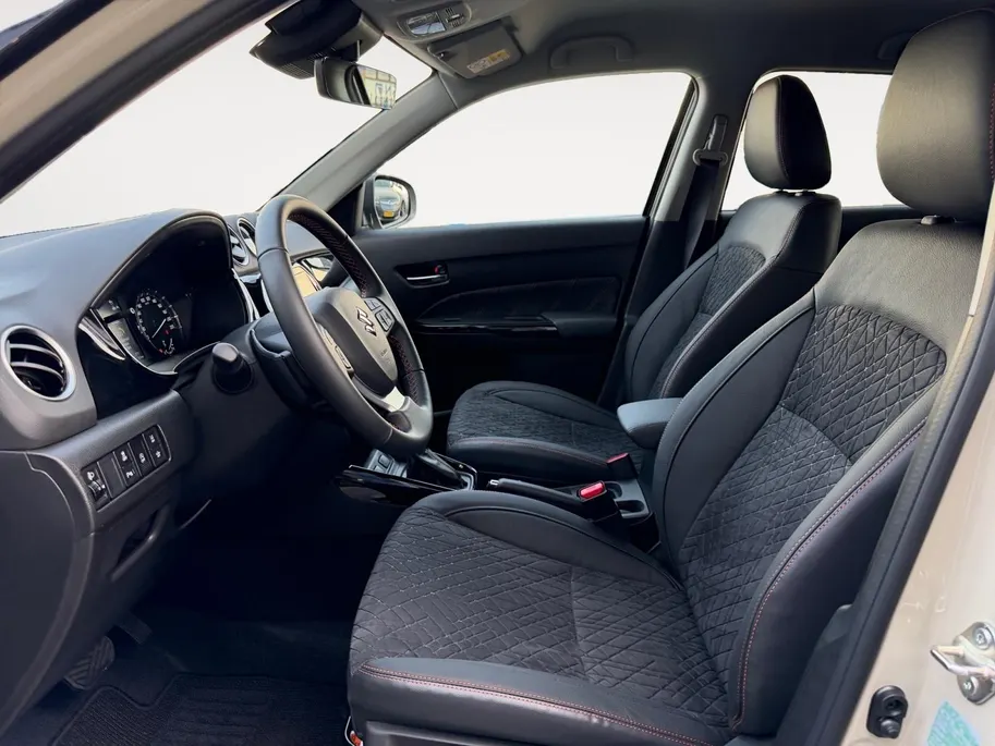 Suzuki Vitara 1.4 Boosterjet Smart Hybrid Special Edition | NIEUW | 10 JAAR GARANTIE |
