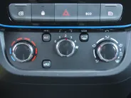 Dacia Spring Expression | Nieuw | Airco | PDC | 14' Design velgen | Navi | Camera | BTW | UNIEK!! |