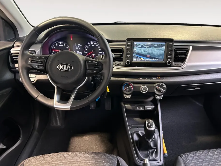 Kia Rio 1.0 TGDI ComfortPlusLine Navigator | Orginele Kilometerstand ! | Trekhaak Afneembaar 7- Polig | Apple Carplay / Android Auto | Navigatiesysteem | Parkeersensoren + Camera Achter | Airconditioning | Cruise Control