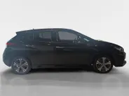 Nissan Leaf e+ N-Connecta 62 kWh | Stuur- en stoelverwarming | 385 WLTP | LM wielen | Adaptive cruise controle | 4seizoenenbanden | one pedal driving | Climate controle |