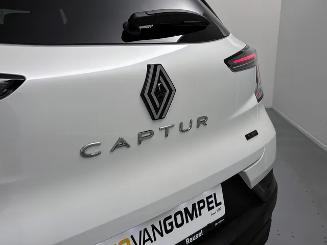 Renault Captur 1.8 E-Tech full hybrid 160PK techno | CAMERA | NAVI