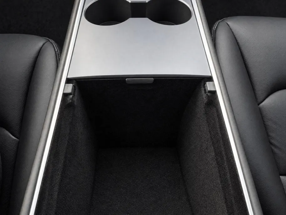 Tesla Model 3 Standard RWD Plus 60 kWh 90% SOH | 12 maanden BOVAG | Stoelverwarming | Groot scherm |
