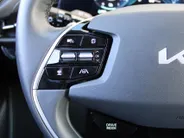 Kia Niro EV DynamicPlusLine 64.8 kWh | Airco | Navi | Camera | Cruise | 17' LM | PDC |
