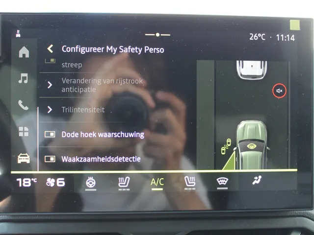 Dacia Duster 1.8 hybrid 155 limited edition *DEMONSTRATIEWAGEN*