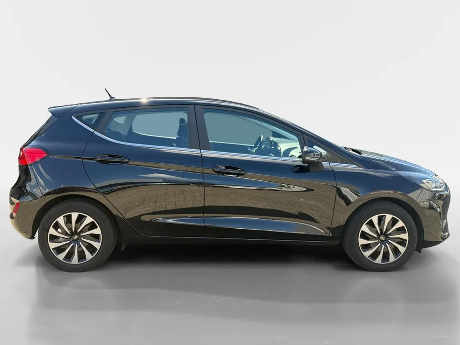 Ford Fiesta 1.0 EcoBoost Hybrid Titanium | Winter Pakket | Apple Carplay & Android Auto | Parkeersensoren achter | Climate Control |