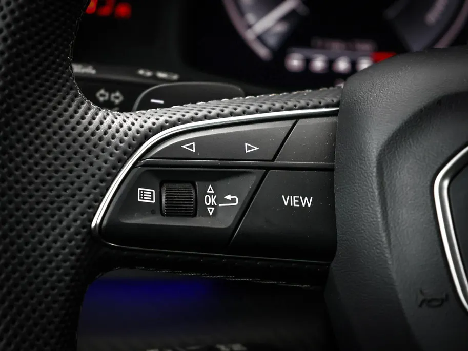 Audi Q8 55 TFSI e quattro Pro Line S 394 PK · 22' LM Velgen · Glazen panorama dak · B&O Premium 3D · Assist. plus, remote park · Stoelventilatie + Massage · Trekhaak · Servosluiting