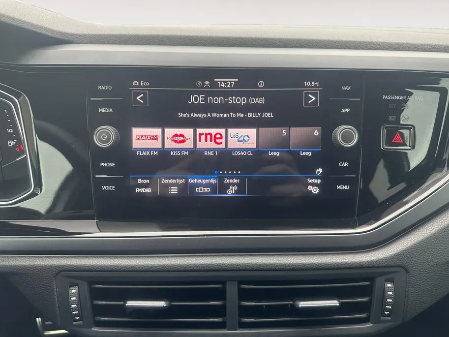 Volkswagen Taigo 1.0 TSI R-Line Edition | AUTOMAAT | CAMERA | APPLE CAR PLAY ANDROID AUTO | Cruise | DAB |