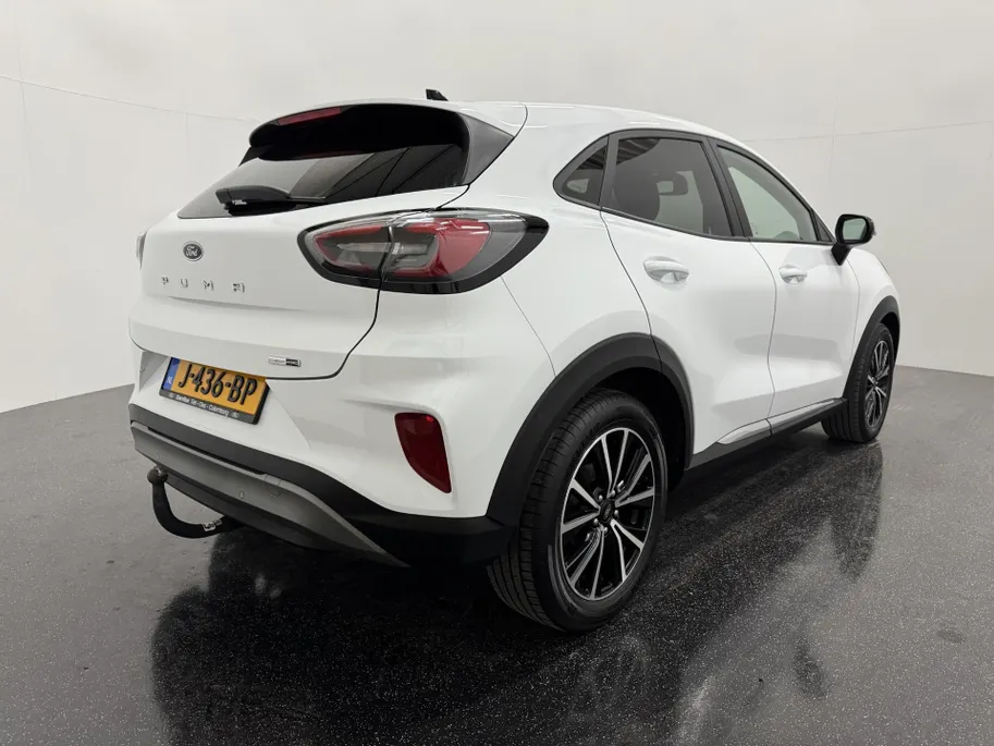 Ford Puma 1.0 EcoBoost 125PK Hybrid Titanium | Voorstoel massage | Trekhaak | Winterpack | Grootlicht assistent |